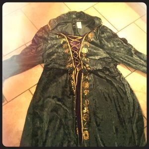 SPIRIT HALLOWEEN HOCUS POCUS DRESS